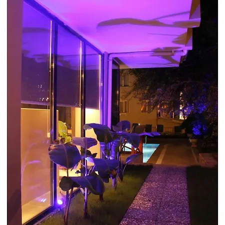 Saga Suites Apartman
